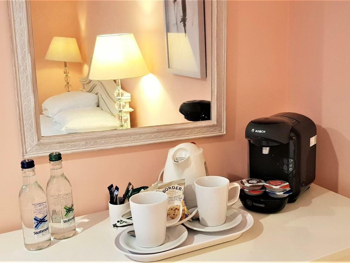 The Angel Inn Hindon Экстерьер фото
